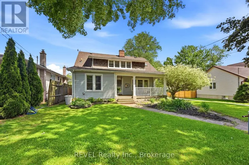 Detached at 2732 PORTAGE ROAD, Niagara Falls