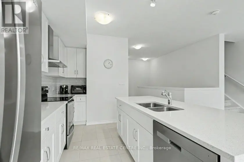 Townhouse at 53 LOMOND LANE, Kitchener