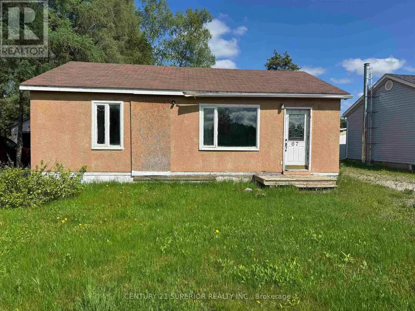 Detached at 67 MANITOU ROAD, Manitouwadge
