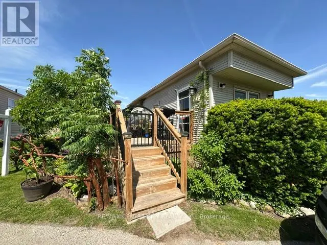 Detached at 41 - 2189 DUNDAS STREET E, London East