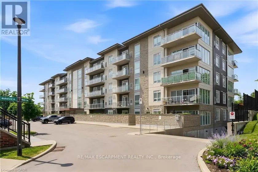 Apartment at 413 - 16 MARKLE CRESCENT, Hamilton