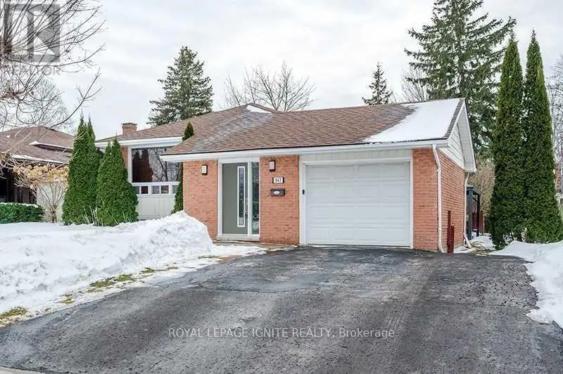 Detached at 947 SOUTHLAWN DRIVE, Peterborough