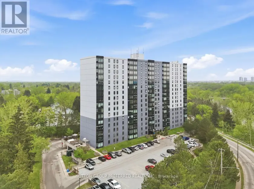 Apartment at 206 - 45 POND MILLS ROAD, London