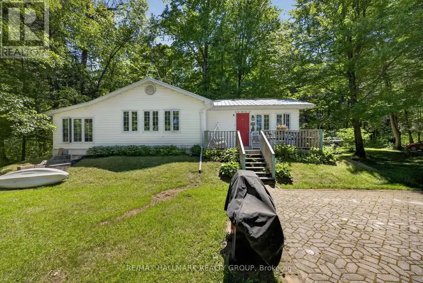 Detached at 2432 BATHURST 2ND CONCESSION, Tay Valley
