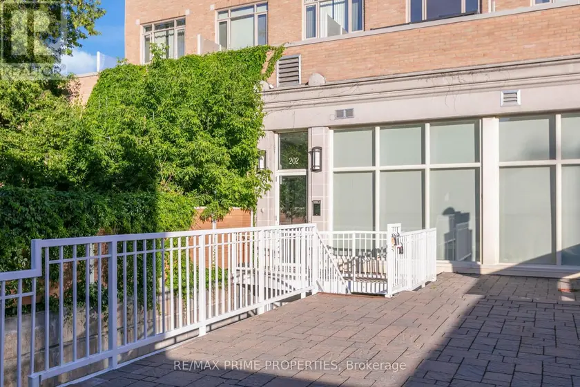 Apartment at 10 - 202 ST PATRICK STREET, Ottawa