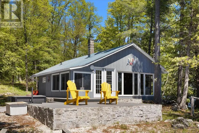 Detached at 91 BERTRIM LANE, Frontenac