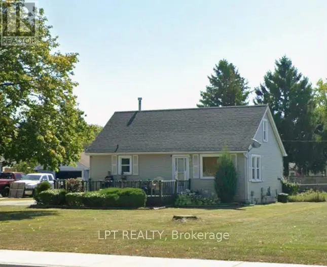 Detached at 1709 DUFFERIN AVENUE, Chatham-Kent