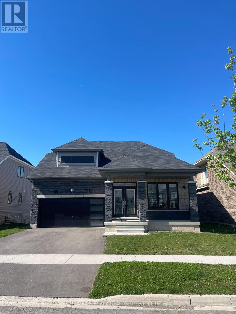 Detached at 10 EXPLORER WAY, Thorold