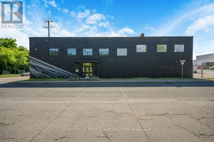Other at UNIT D - 400 WELLINGTON STREET N, Hamilton