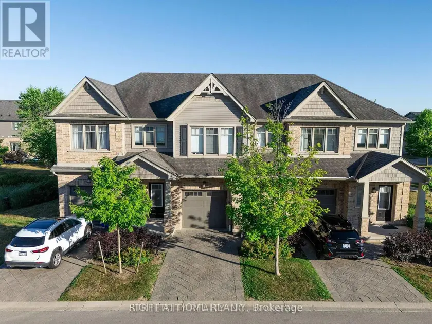 Townhouse at 3 - 1924 CEDARHOLLOW BOULEVARD, London North