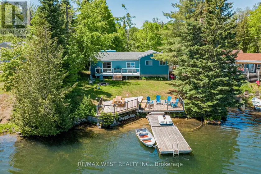 Detached at 1432 CLEMENT LAKE ROAD, Highlands East