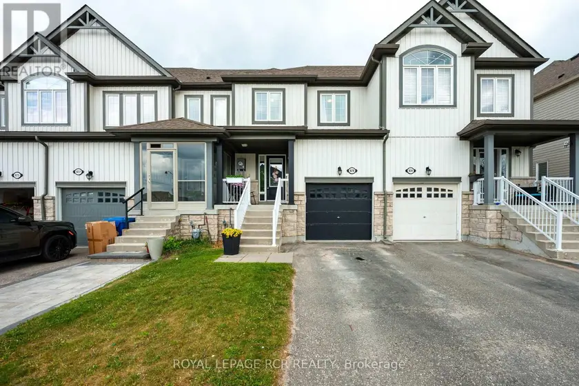 Townhouse at 829 COOK CRESCENT, Shelburne