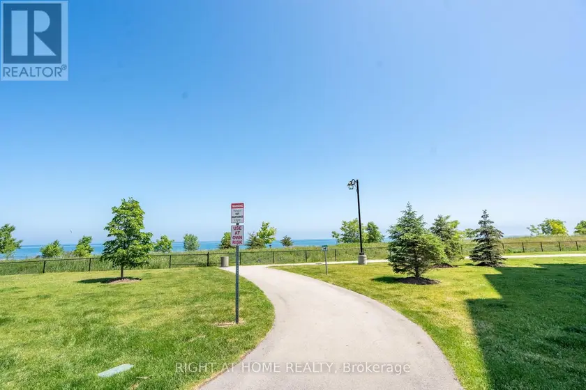 Apartment at 337 - 125 SHOREVIEW PLACE, Hamilton