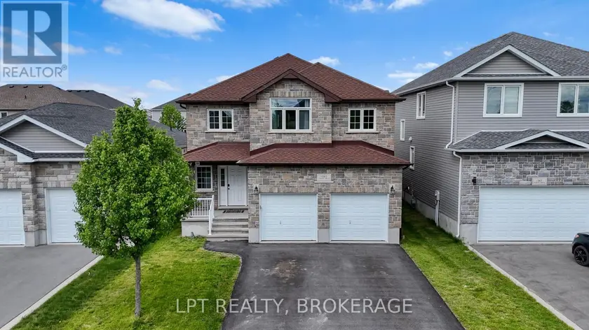 Detached at 1565 ALBANY DRIVE, Kingston