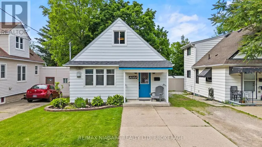 Detached at 5025 ALBERT STREET, Lincoln