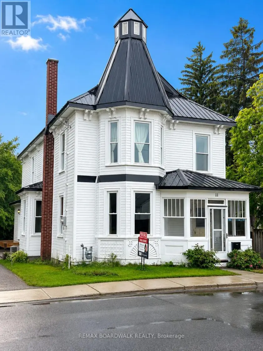 Detached at 11 ALFRED STREET, Smiths Falls