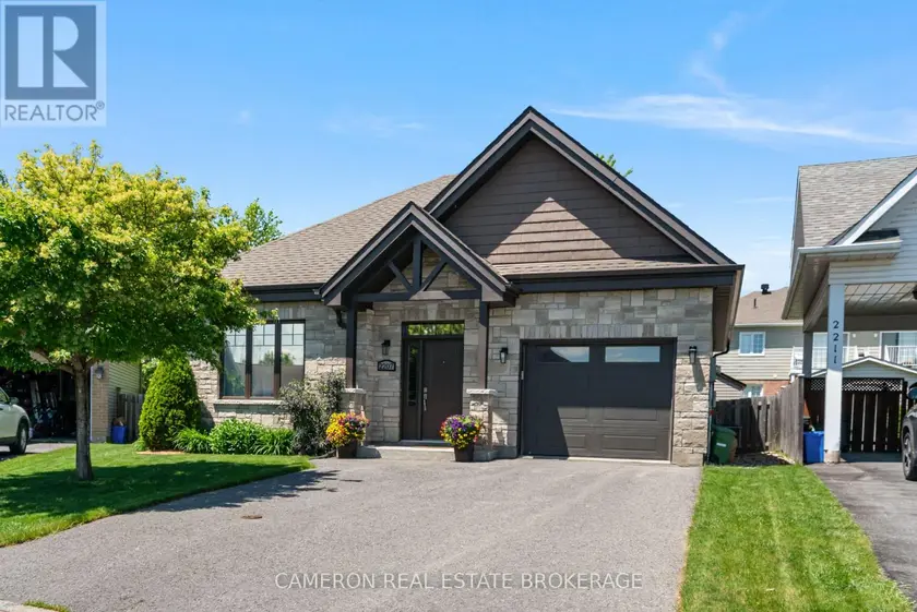 Detached at 2207 HERON COURT, Cornwall