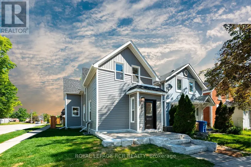 Detached at 402 MAIN STREET E, Shelburne