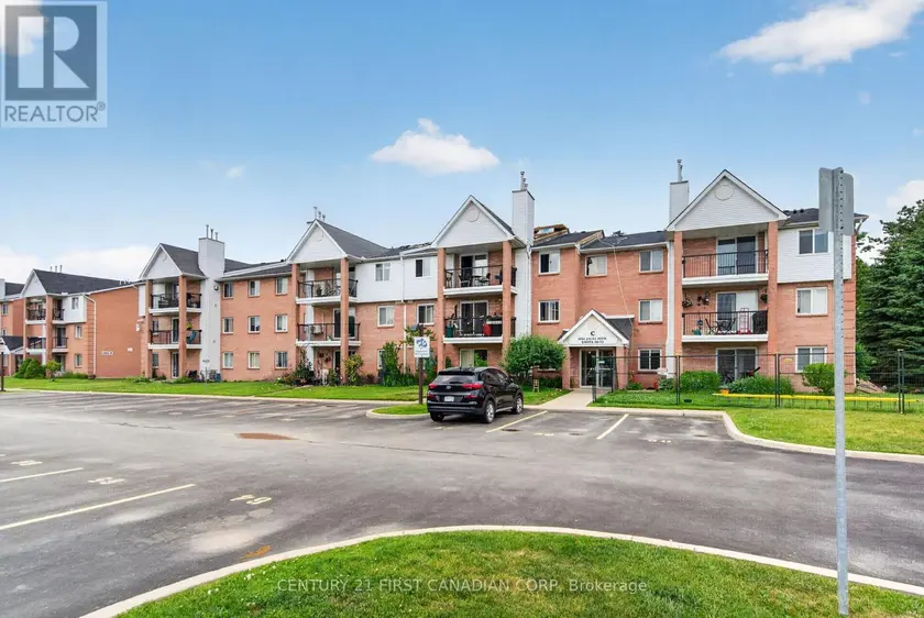 Apartment at 62 - 1096 JALNA BOULEVARD, London South