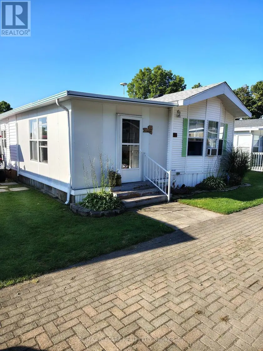 Detached at 54 QUARRY VIEW VILLAGE, Port Colborne
