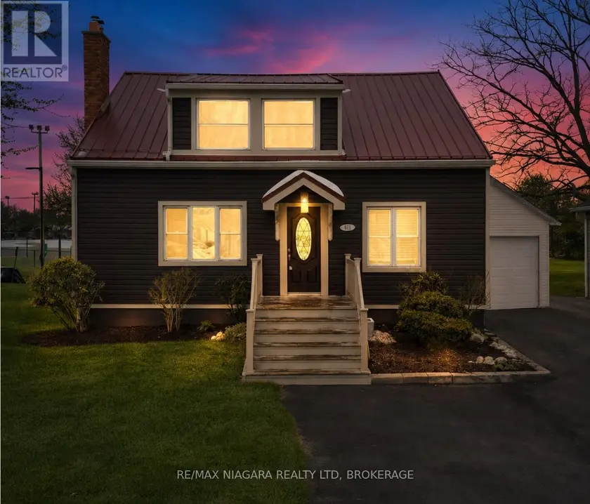 Detached at 401 FIELDEN AVENUE, Port Colborne