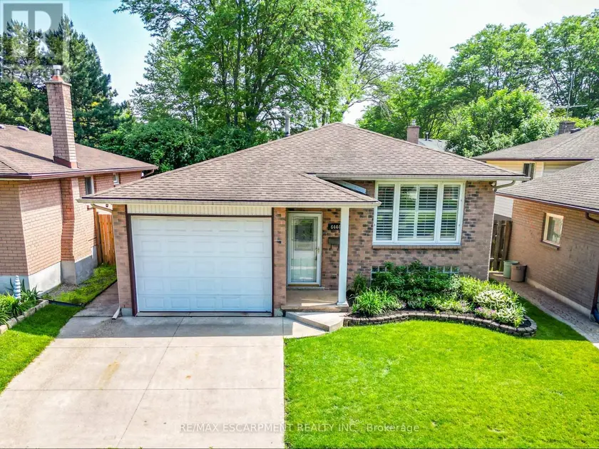 Detached at 6444 ARMSTRONG DRIVE, Niagara Falls