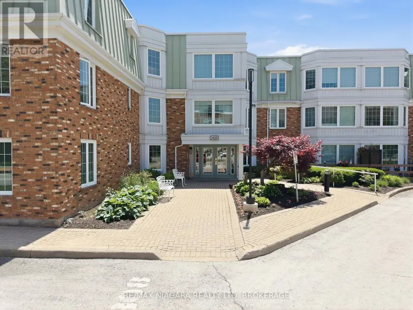 Apartment at 210 - 3420 FREDERICK AVENUE, Lincoln (Lincoln-Jordan/Vineland)
