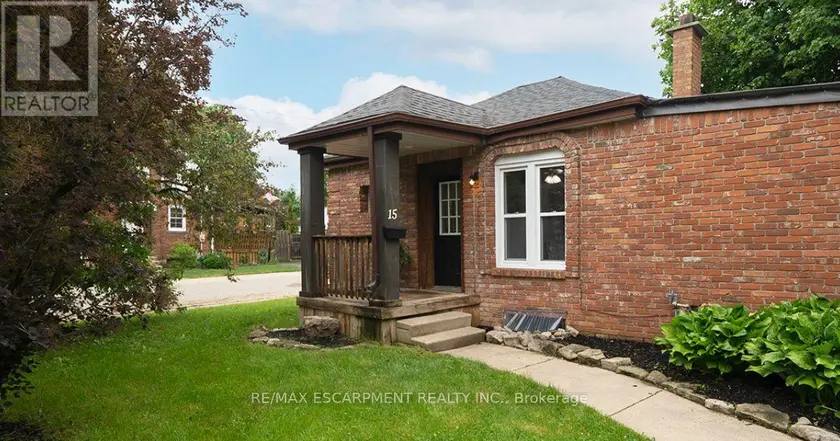 Detached at 15 MARGUERETTA STREET, Brantford