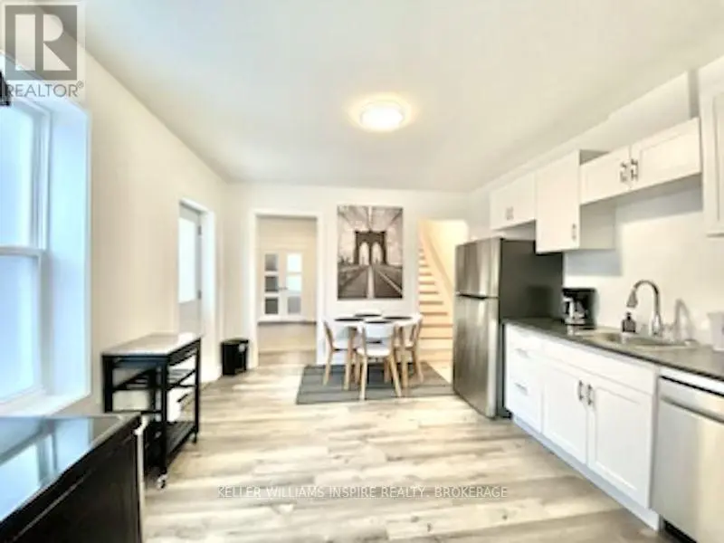 Semi-Detached/Link at 31 EVERETT STREET, Belleville