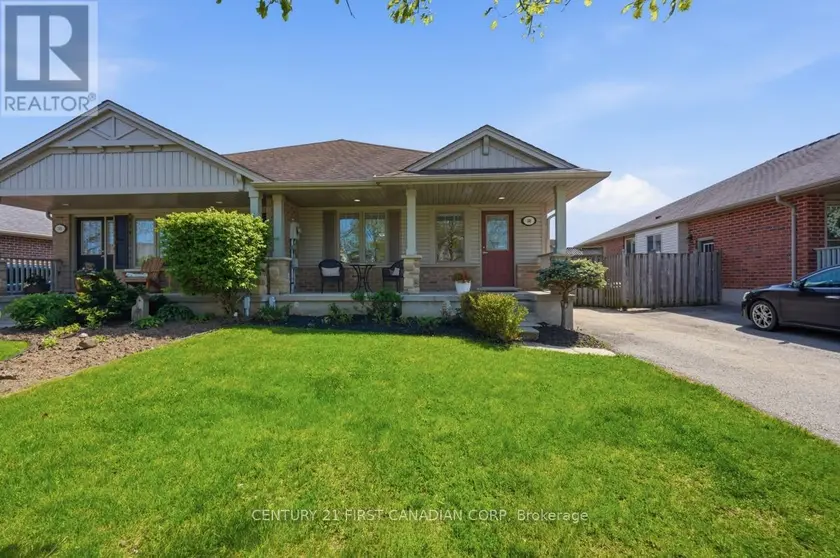 Semi-Detached/Link at 30 PEAR TREE AVENUE, St. Thomas