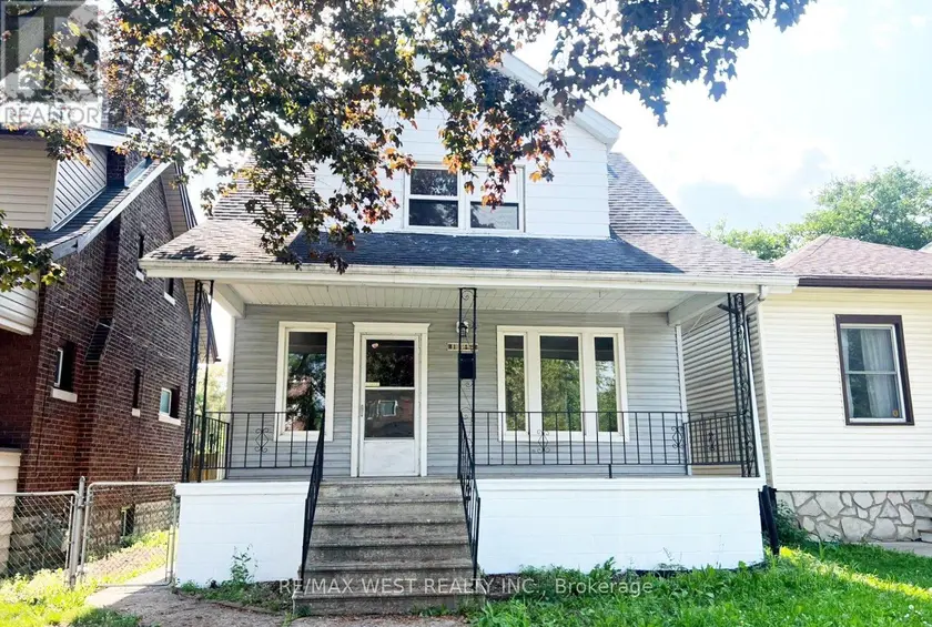 Detached at 1115 CHURCH STREET, Windsor
