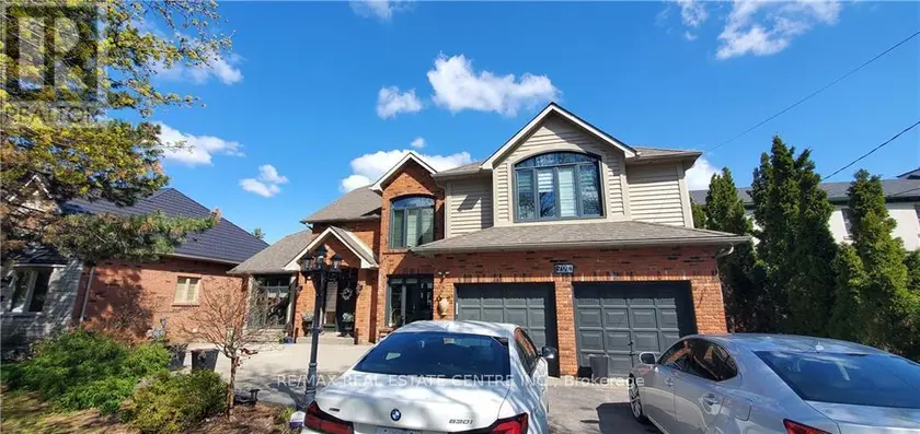 Detached at BSMNT - 707 MOHAWK ROAD, Hamilton