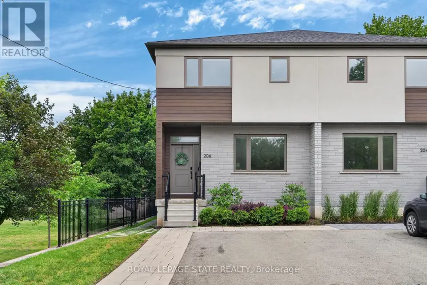 Semi-Detached/Link at 206 CANADA STREET, Hamilton