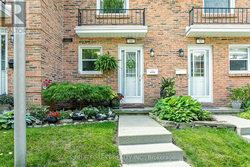 Townhouse at 50 - 1385 COMMISSIONERS ROAD W, London