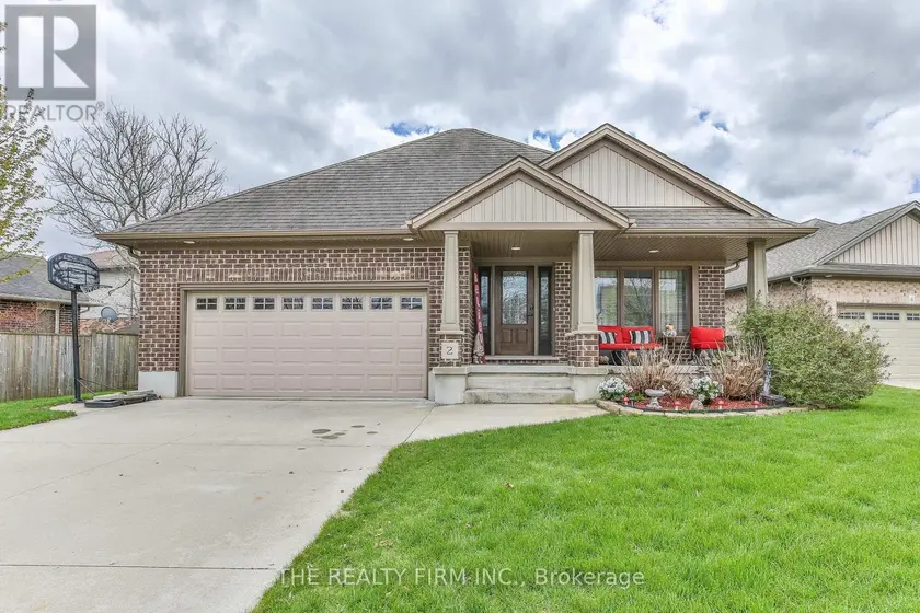 Detached at 2 AMBLESIDE DRIVE, St. Thomas