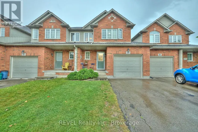 Townhouse at 29 NATALIE COURT, Thorold
