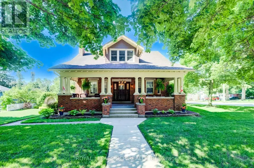 Detached at 287 FERGUS STREET N, Wellington North
