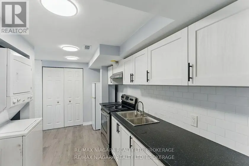 Other at LOWER - 290 SCHOLFIELD AVENUE S, Welland (Lincoln/Crowland)