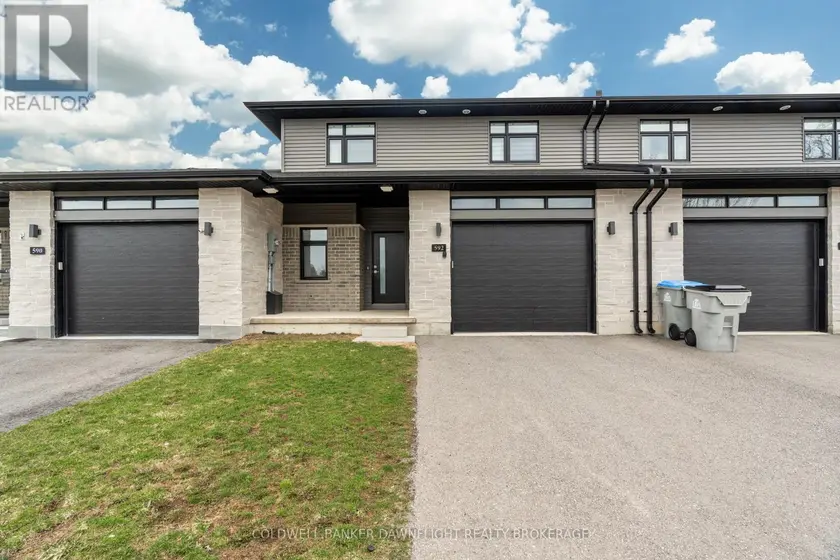 Townhouse at 592 ALBERT STREET, South Huron