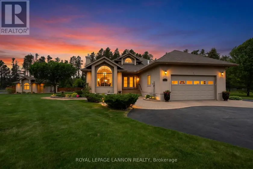 Detached at 33 KINGSWOOD DRIVE, Oliver Paipoonge