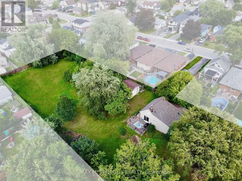 Detached at 719 KNOX AVENUE, Hamilton