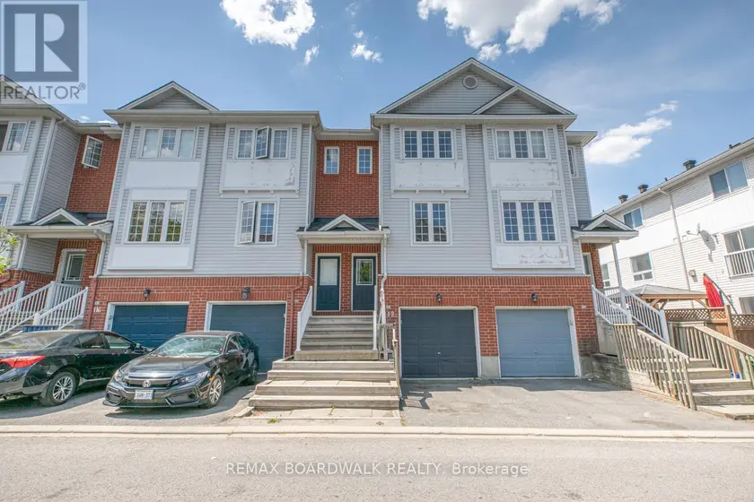 Townhouse at 112 WHARHOL PRIVATE, Ottawa