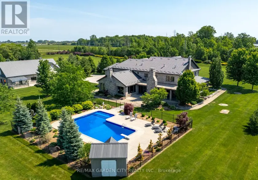 Detached at 4580 CHERRY AVENUE, Lincoln