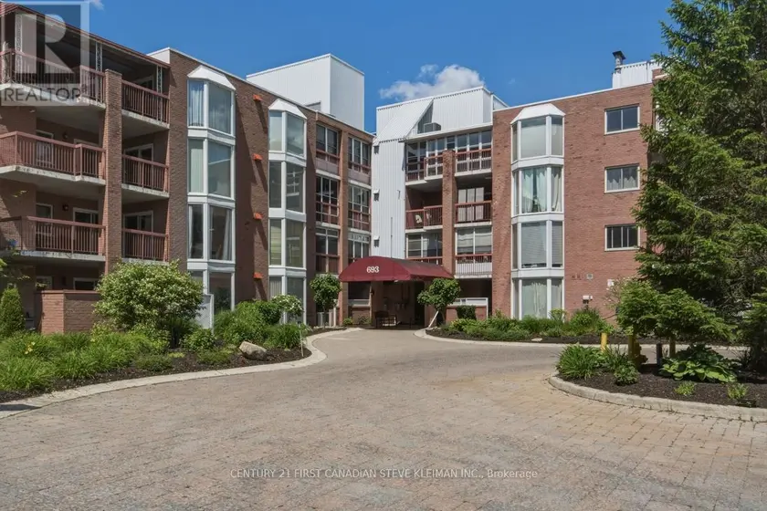 Apartment at 309 - 693 WINDERMERE ROAD, London
