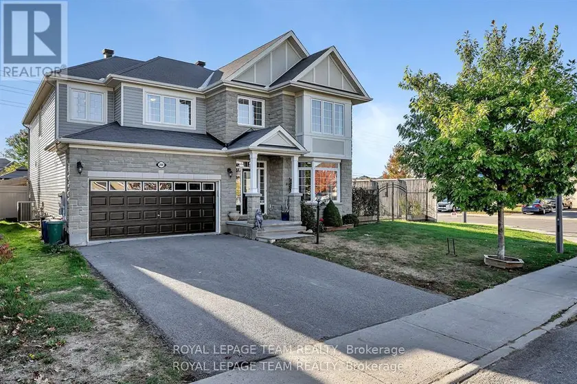 Detached at 200 KINLOCH COURT, Ottawa