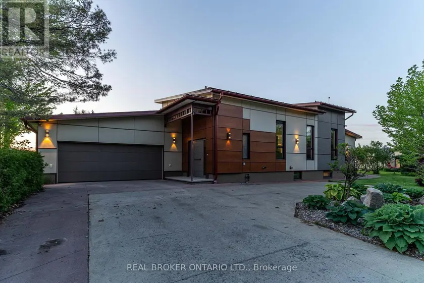 Detached at 5879 LEITRIM ROAD, Ottawa