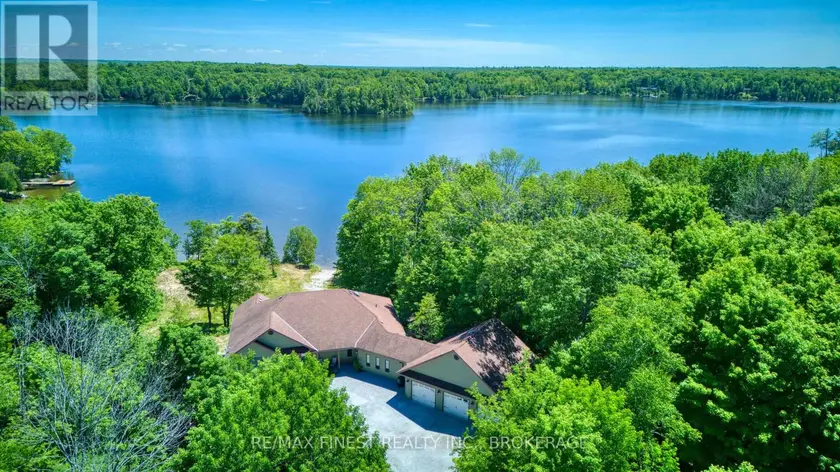 Detached at 1252 CLEMENT ROAD, Frontenac