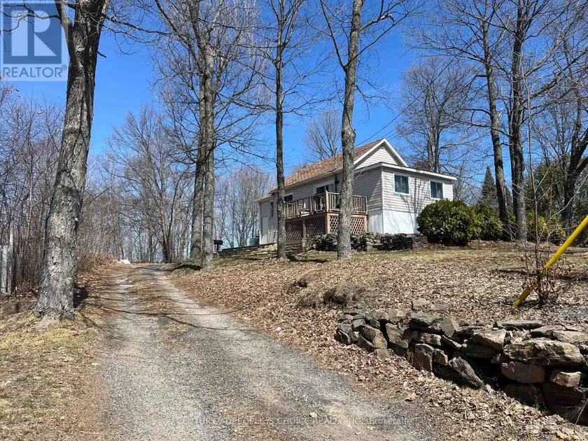 Detached at 738 AIRPORT RD ROAD, North Bay