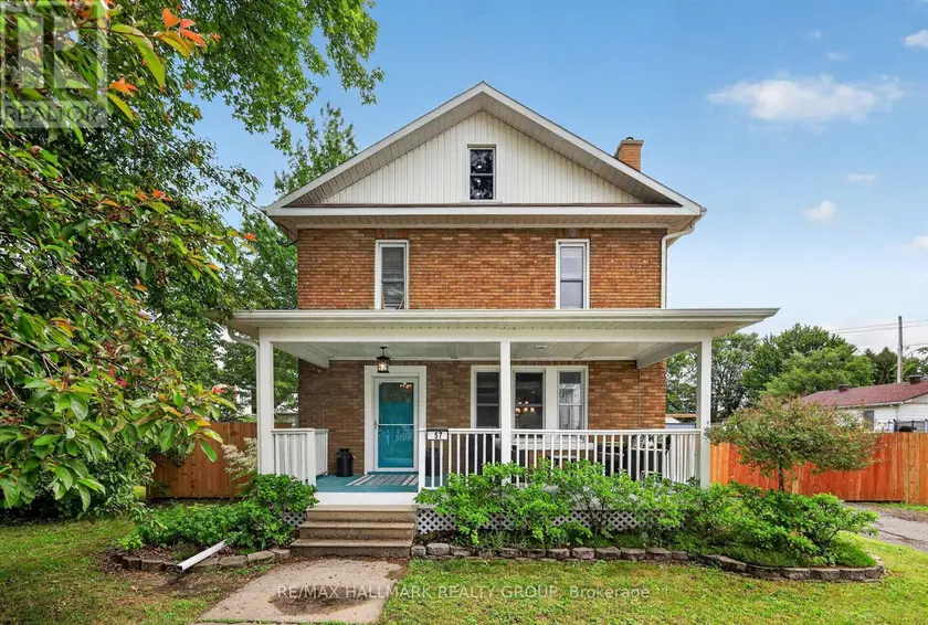 Detached at 57 KING STREET, North Dundas