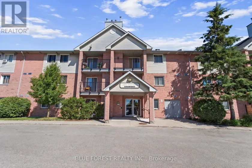 Apartment at 55 - 144 CONWAY DRIVE, London South